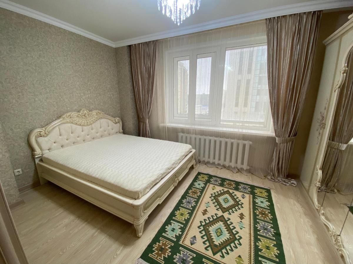 Luxury Apartment Near The Shopping Center Qazaqstan אסטנה מראה חיצוני תמונה